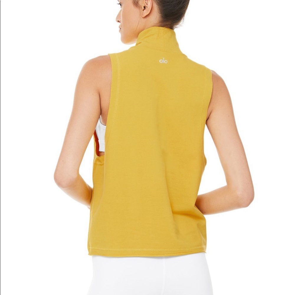 Alo Yoga Move Tank - Picture 3 of 5